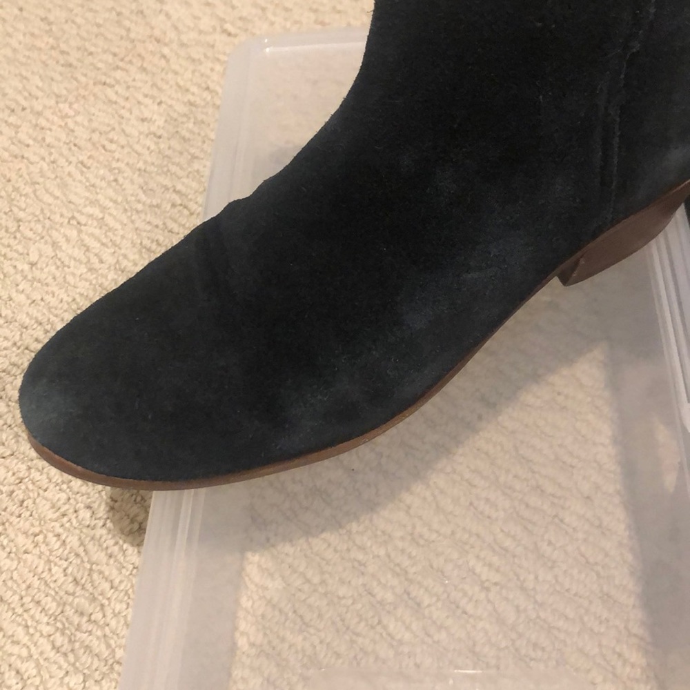 Jack Rogers - image 4